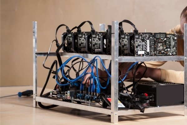 Bitcoin and Bitcoin Cash Mining